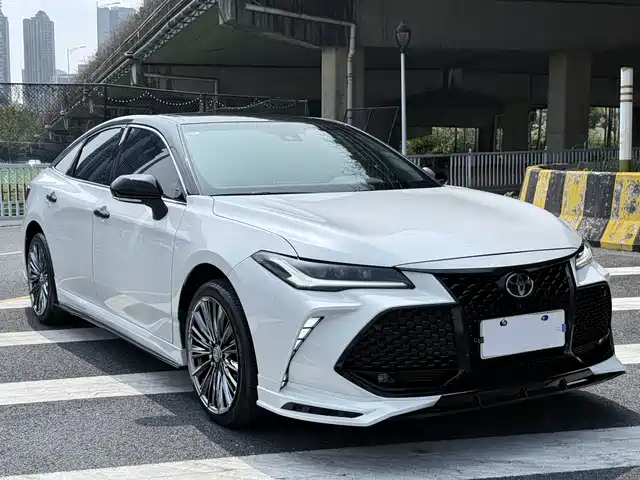 TOYOTA ASIAN DRAGON