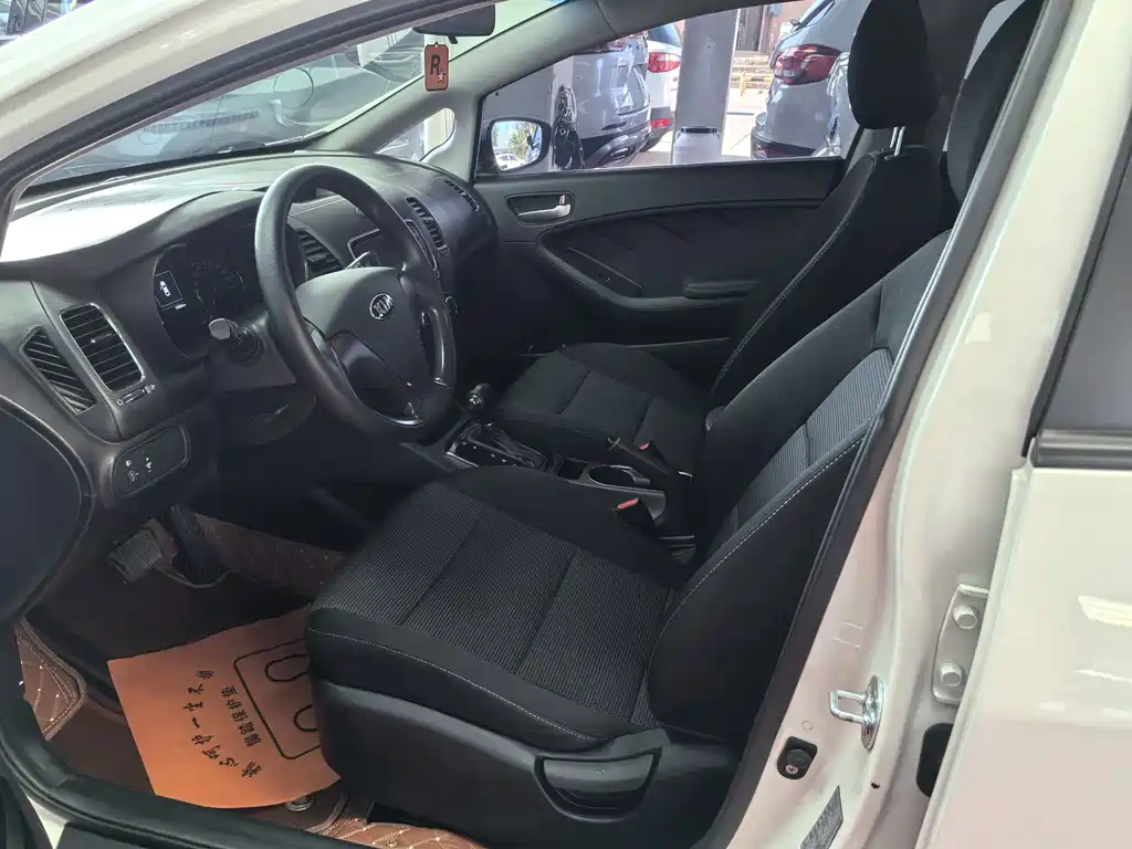 Kia K3 — миниатюра 6