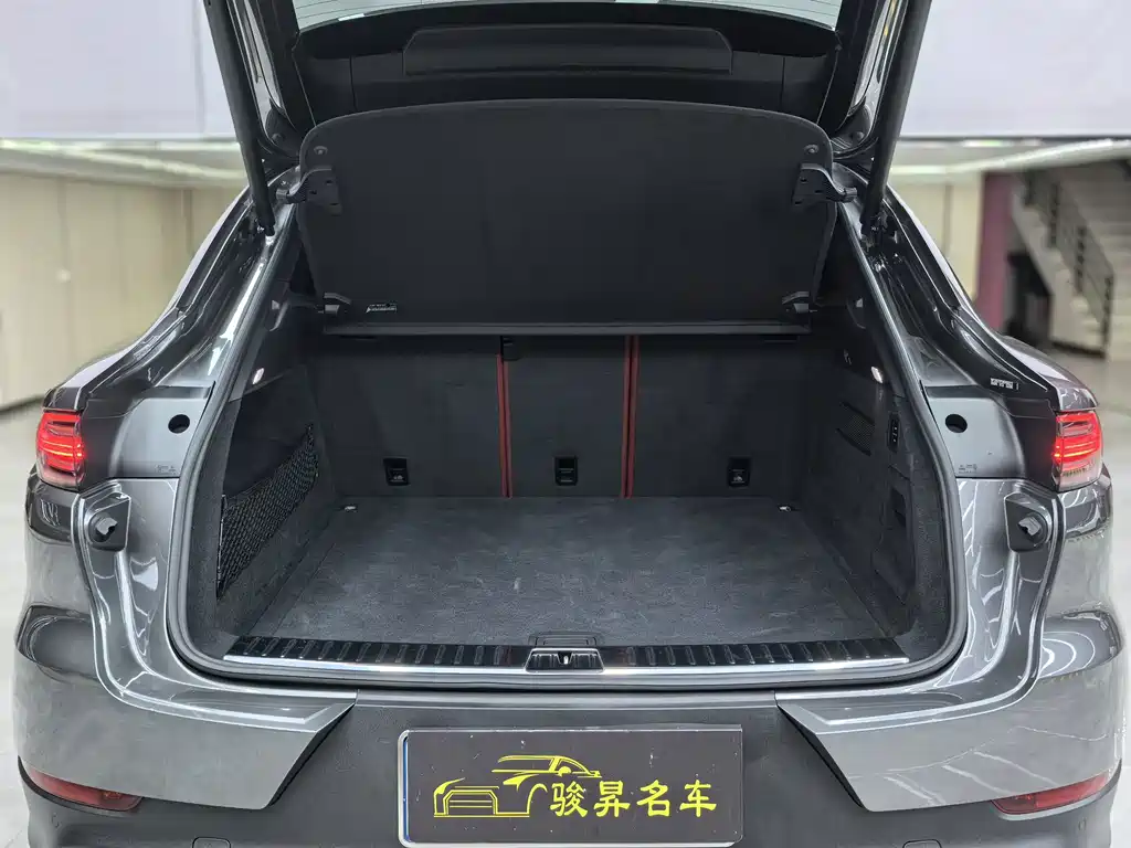 Porsche Cayenne — миниатюра 35
