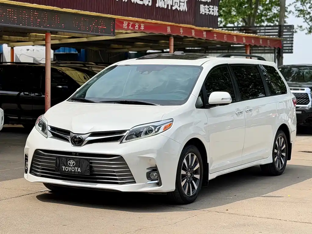 Toyota Sienna 2020