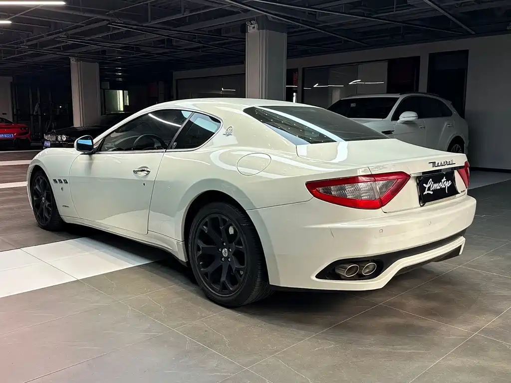Maserati GranTurismo 2007 4.2L Standard