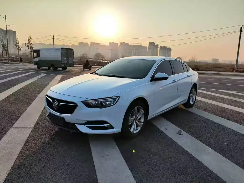 Buick Regal 2018