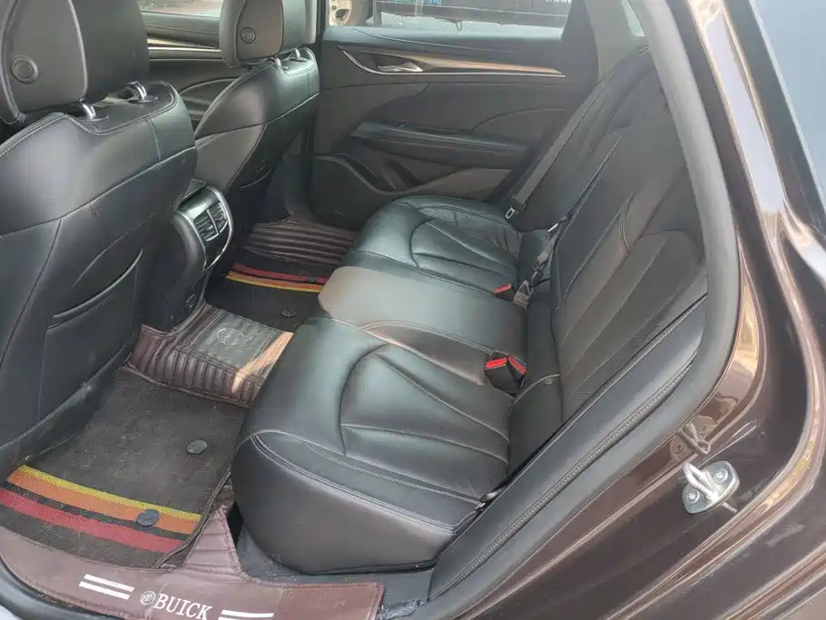 Buick LaCrosse — миниатюра 11