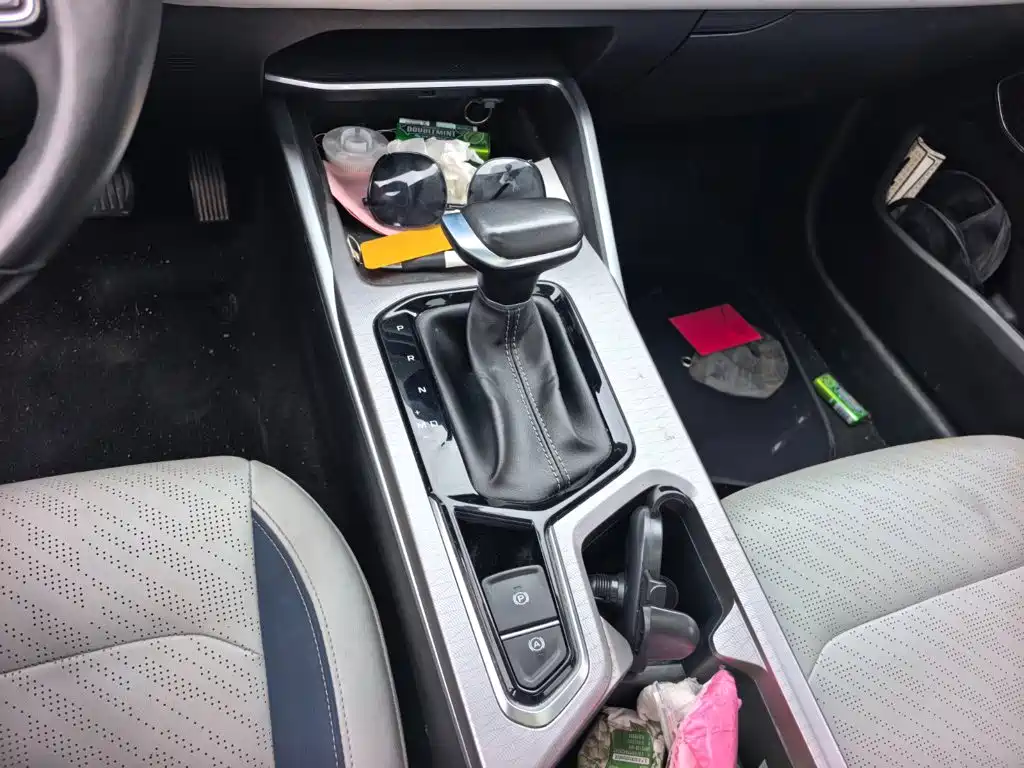 Geely Emgrand — миниатюра 13