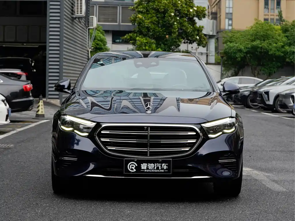 Mercedes-Benz E-Class E 2024 E 300 L Luxury