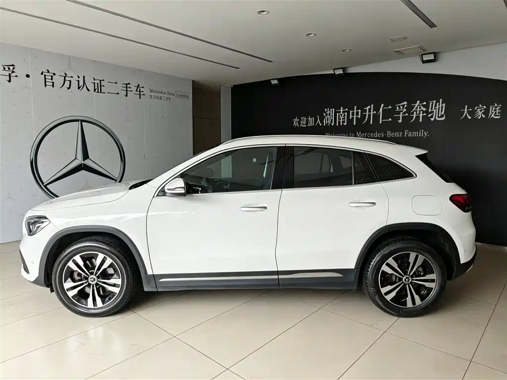 Mercedes-Benz GLA 2023 GLA 220