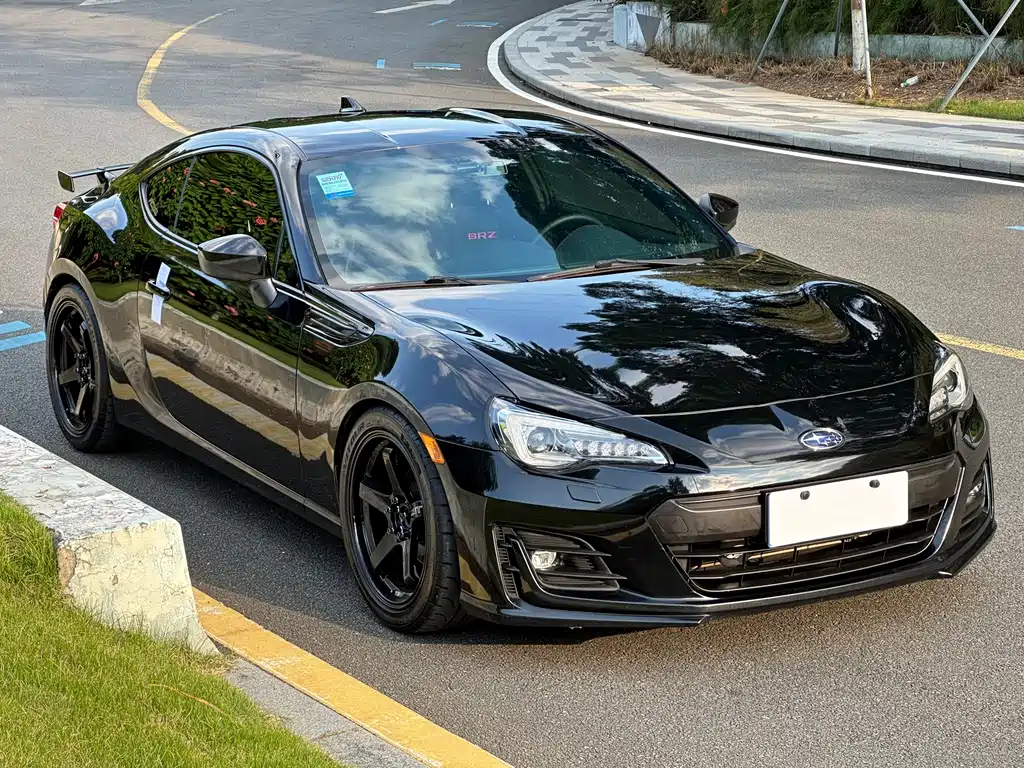 Subaru BRZ — миниатюра 3