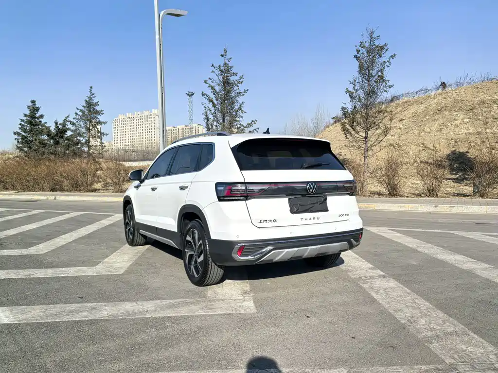 Volkswagen Tharu 2023 300TSI
