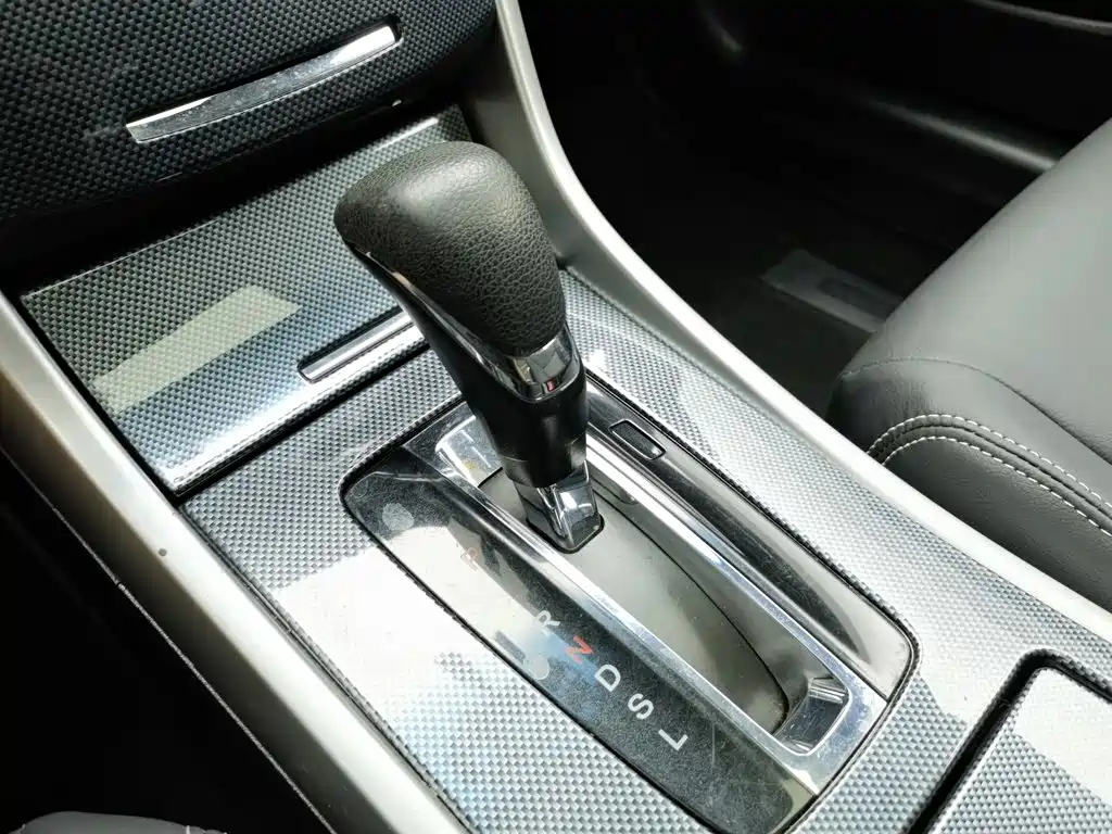 Honda Accord — миниатюра 13