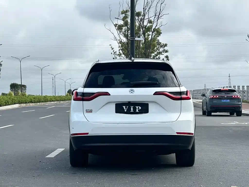 NIO ES8 — миниатюра 7