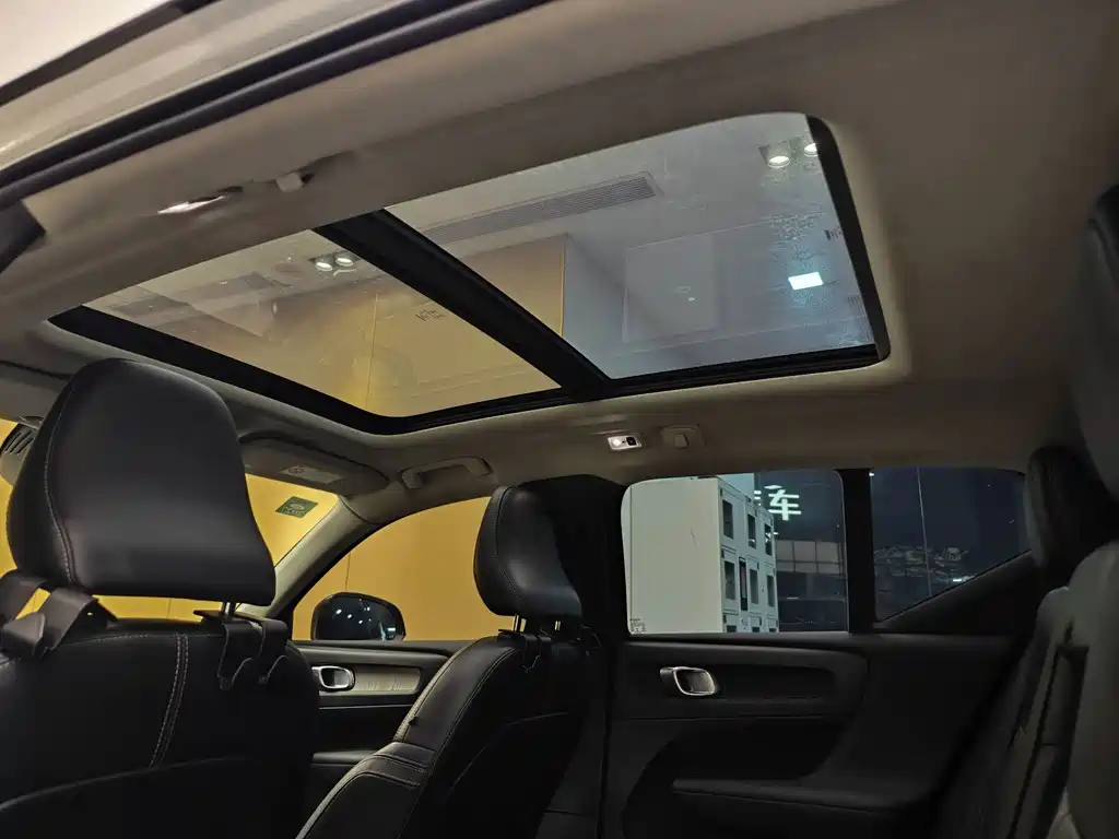 Volvo XC40 — миниатюра 24
