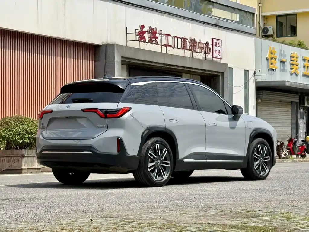 NIO ES6 — миниатюра 10