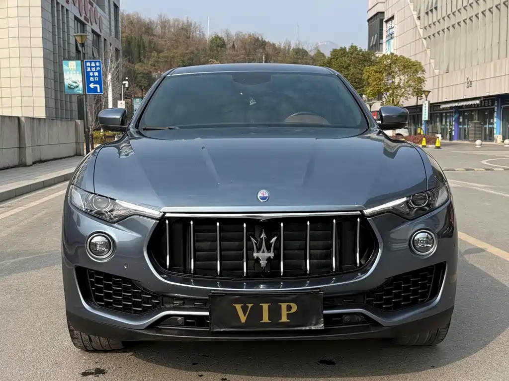 MASERATI LEVANTE
