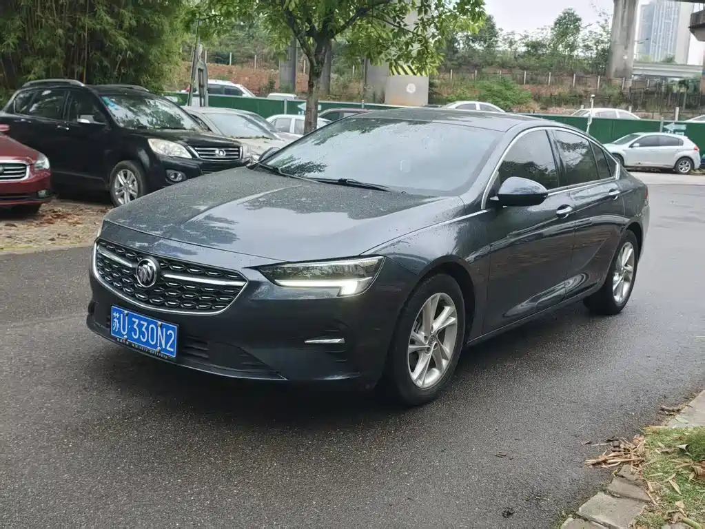 Buick Regal 2021