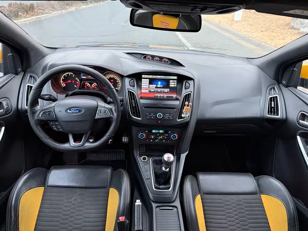 Ford Focus (Import) — миниатюра 14