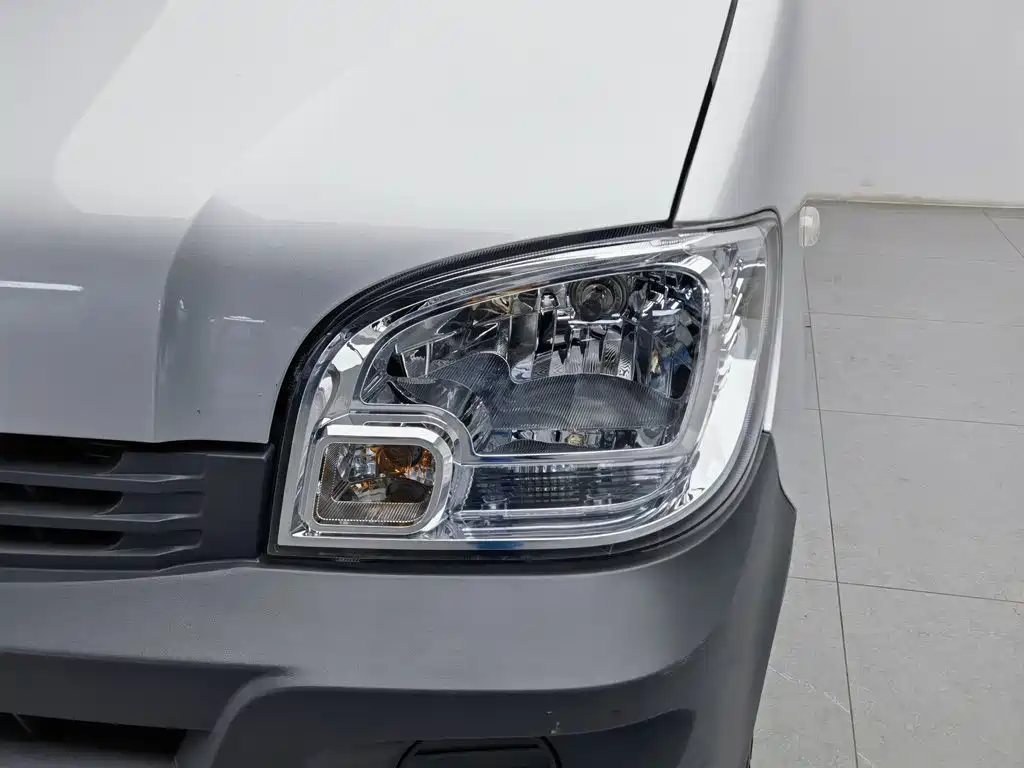 Wuling Zhiguang — миниатюра 7
