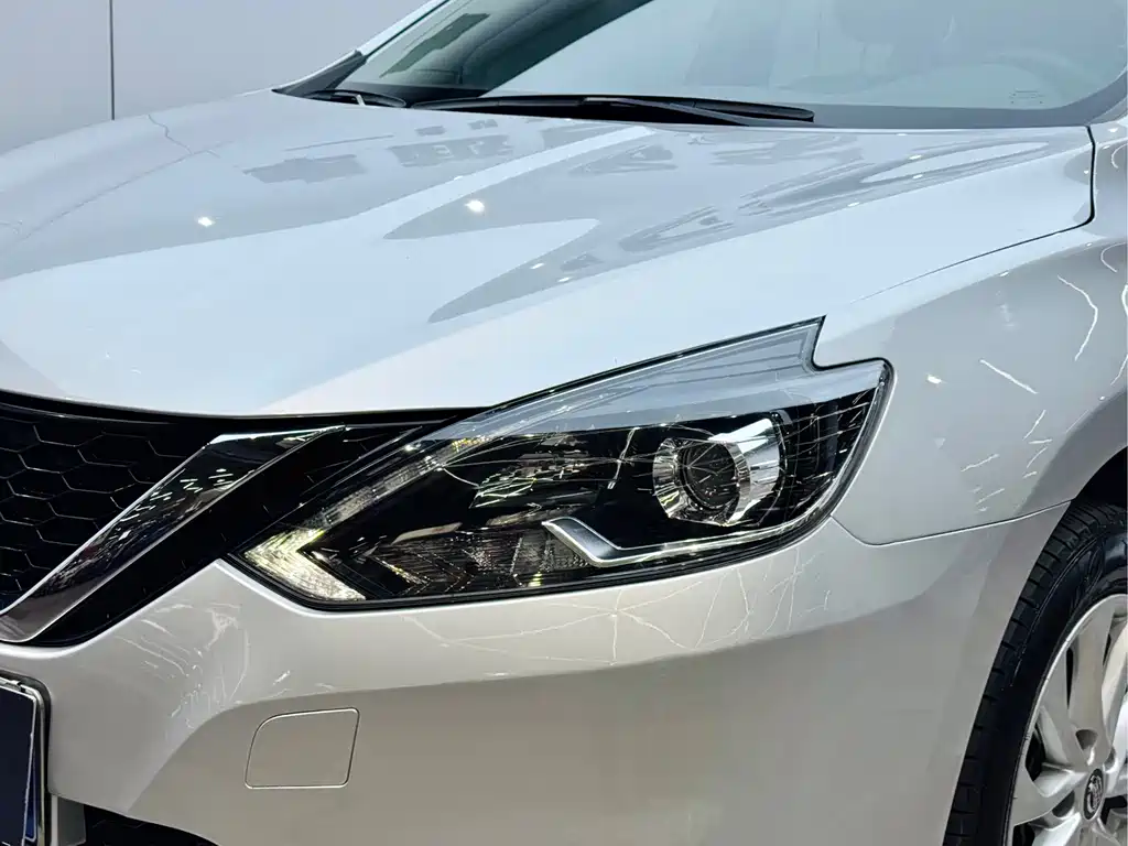 Nissan Sylphy 2019 1.6XV CVT Premium VI
