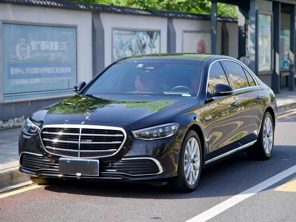 Mercedes-Benz S-Class 2023