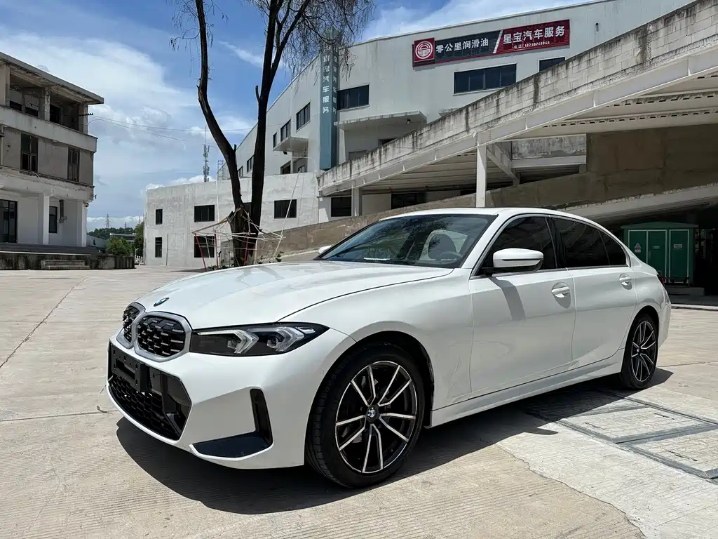 BMW 3 Series 2024
