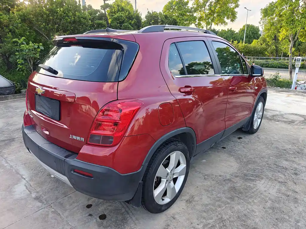 Chevrolet Trax 1.4T Auto 2WD Luxury Type, фото 6