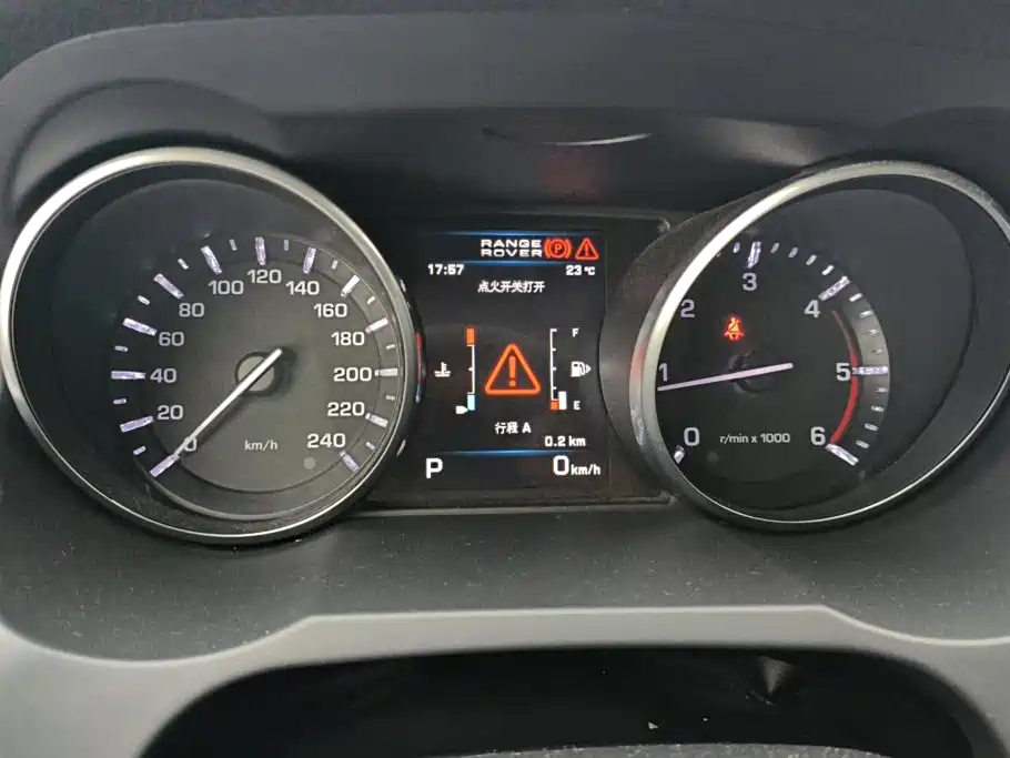 Land Rover Evoque (Import) — миниатюра 14