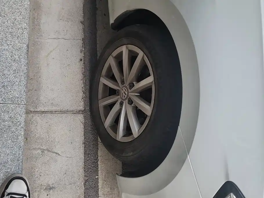 Volkswagen Golf Sportsvan — миниатюра 6
