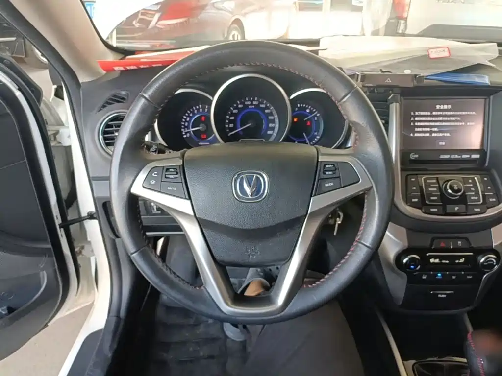 Changan Eado XT — миниатюра 11