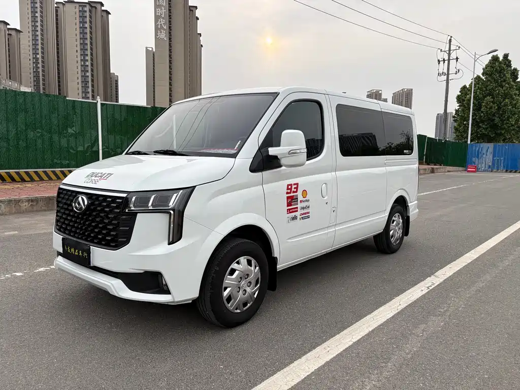 大通 V80 2025