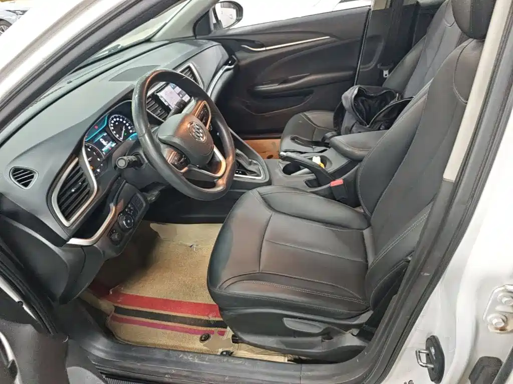 Buick Excelle — миниатюра 15