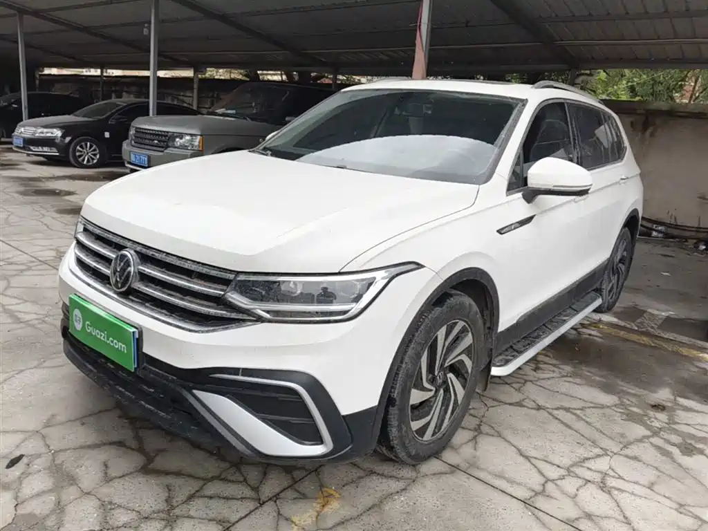 Volkswagen Tiguan L 2022