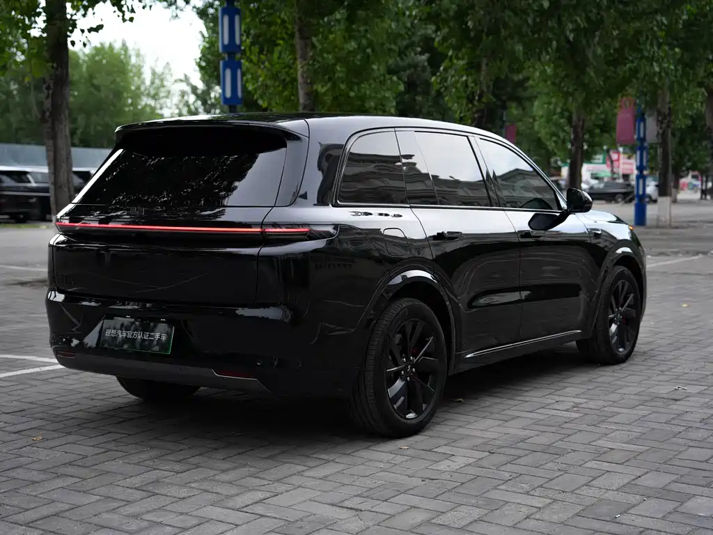 Li Auto L8 2023 Pro