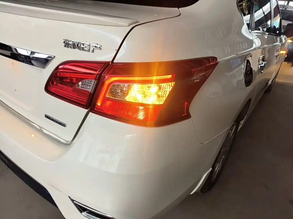 Nissan Sylphy — миниатюра 8