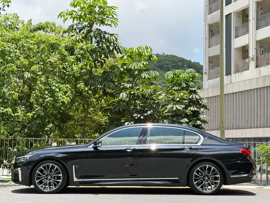BMW 7 Series 7 2019 740Li xDrive Executive Luxury