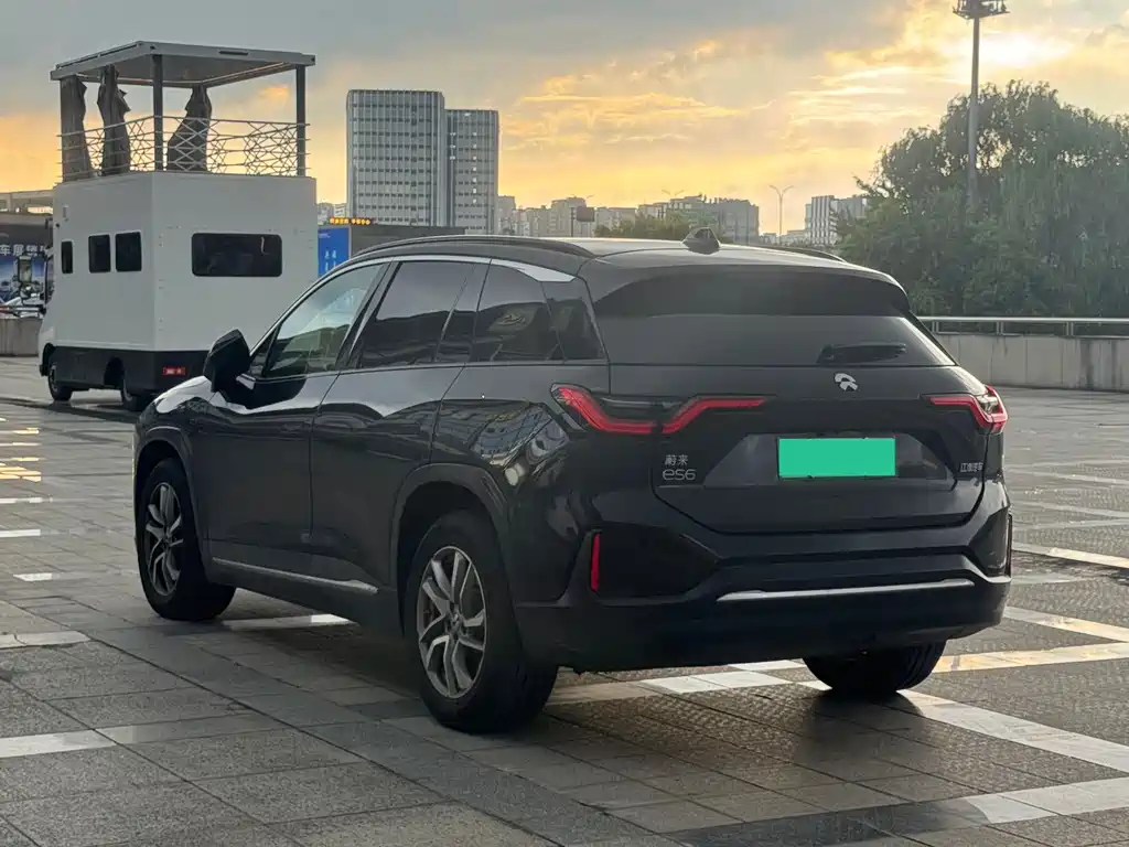 NIO ES6 — миниатюра 4