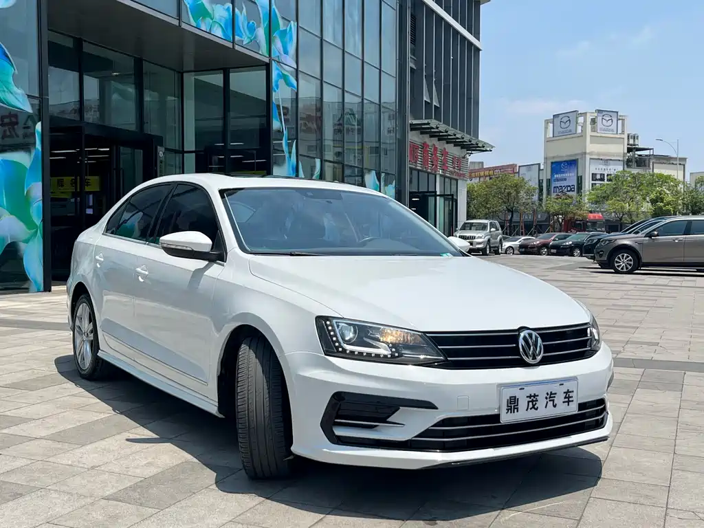 Volkswagen Sagitar 2018 280TSI DSG