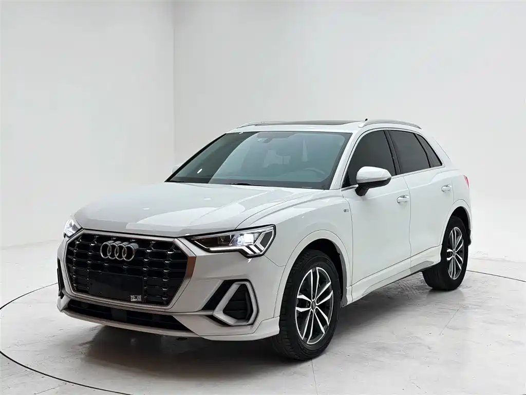 Audi Q3 2021