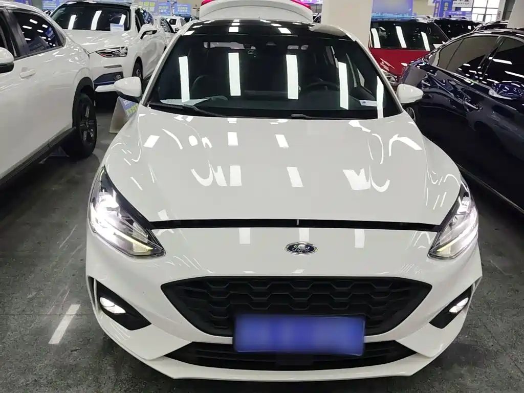 Ford Focus — миниатюра 3