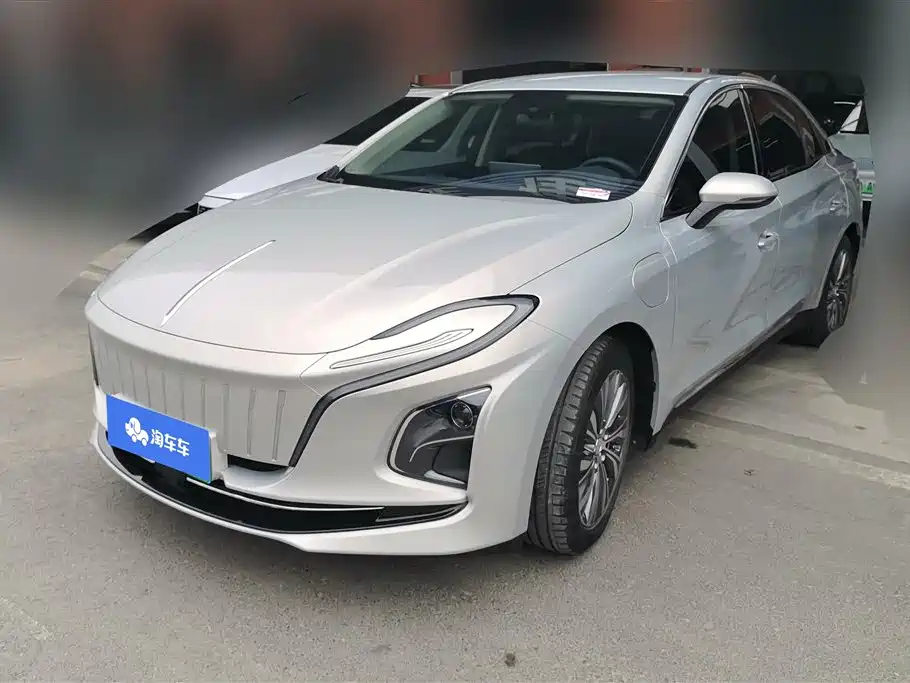 Hongqi Hongqi E-QM5 2023