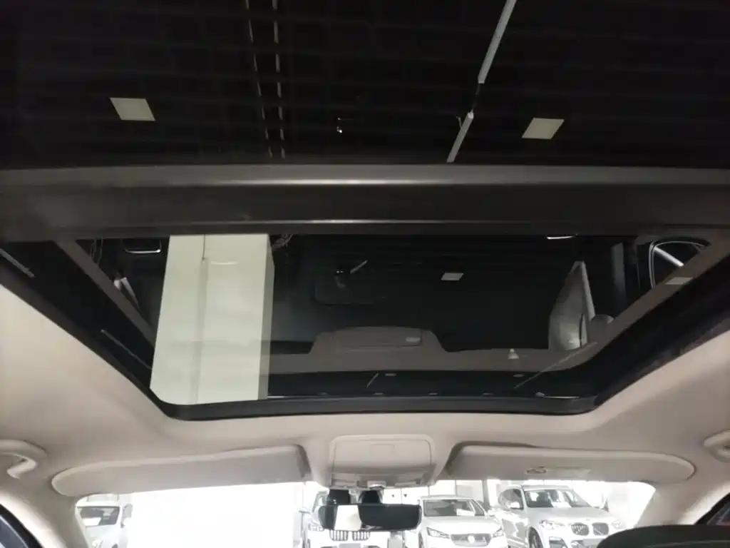 Volkswagen Sharan — миниатюра 18