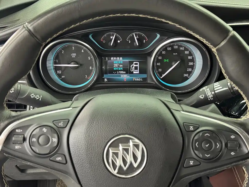 Buick Envision Plus — миниатюра 3