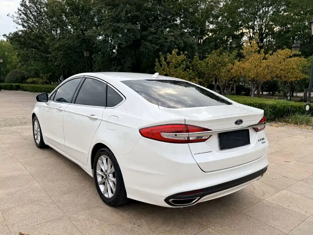 Ford Mondeo — миниатюра 4
