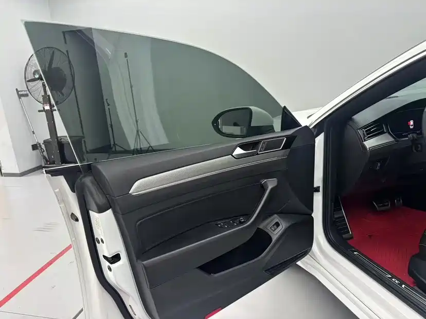 Volkswagen FAW - Passat CC CC 2020 330TSI VI