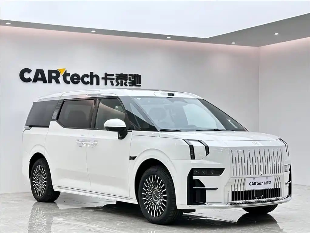 Zeekr 009 2024 мест 108kWh