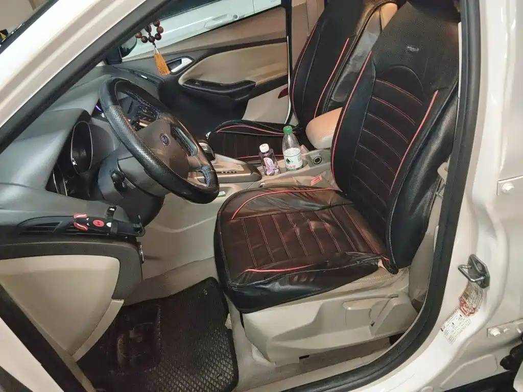 Ford Focus — миниатюра 16