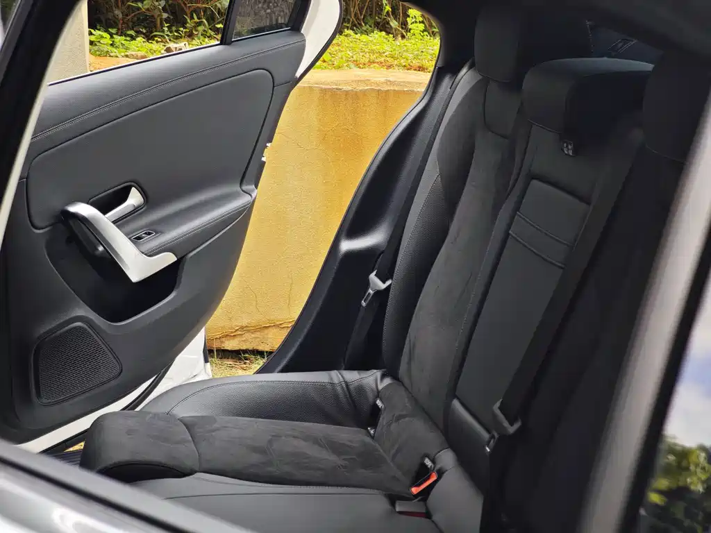 Mercedes-Benz A-Class — миниатюра 16
