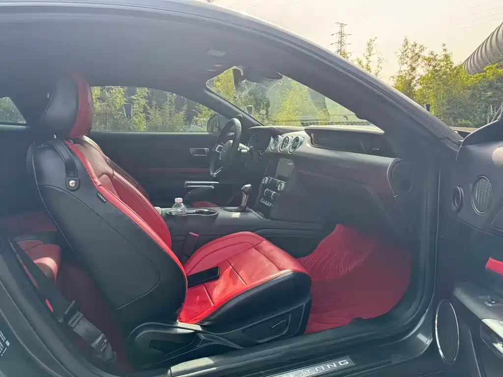 Ford Mustang 2020 2.3L EcoBoost