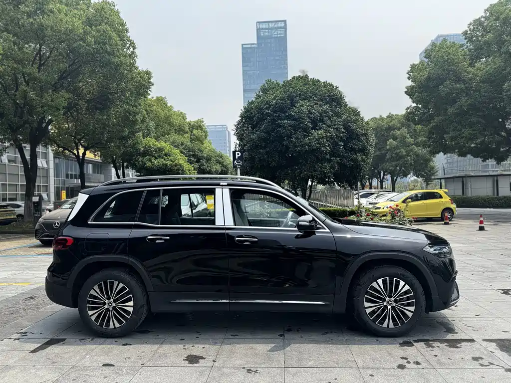Mercedes-Benz EQB 2025 EQB 260