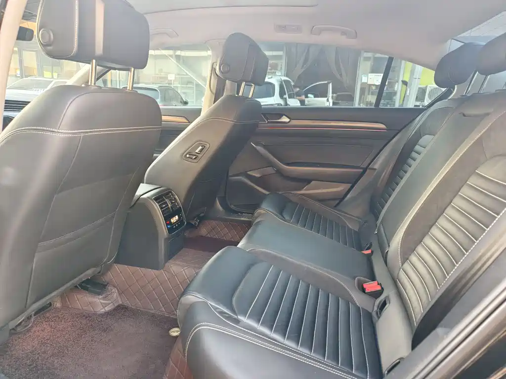 Volkswagen Magotan 2020 330TSI DSG Lead