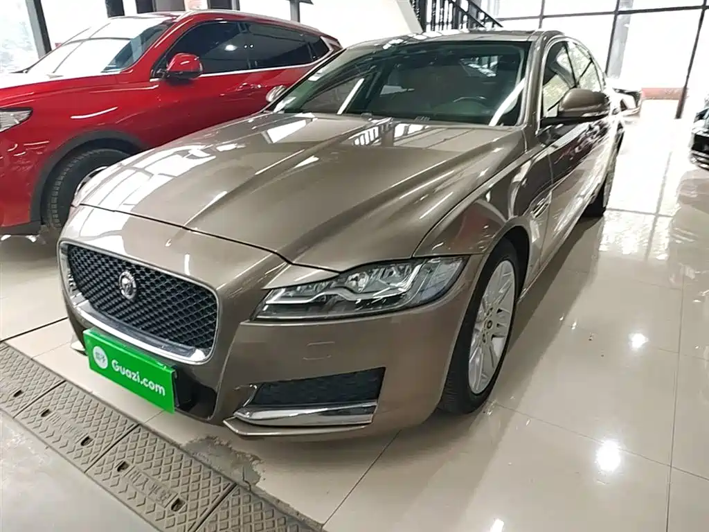Jaguar XFL 2018