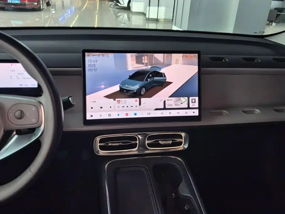 Leapmotor Leapmotor B01 — миниатюра 13